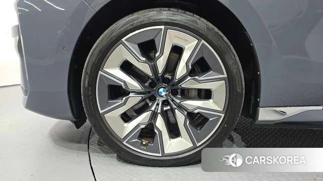 BMW i7 (G70) id 4735270 из Кореи 30