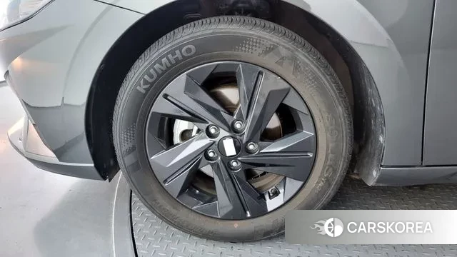 Hyundai Avante (CN7) id 2984560 из Кореи 15