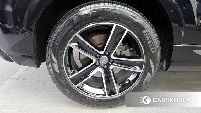 Audi Q8 (4M) id 3713322 из Кореи 15