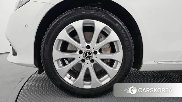 Mercedes-Benz E-Class W213 id 4180714 из Кореи 15