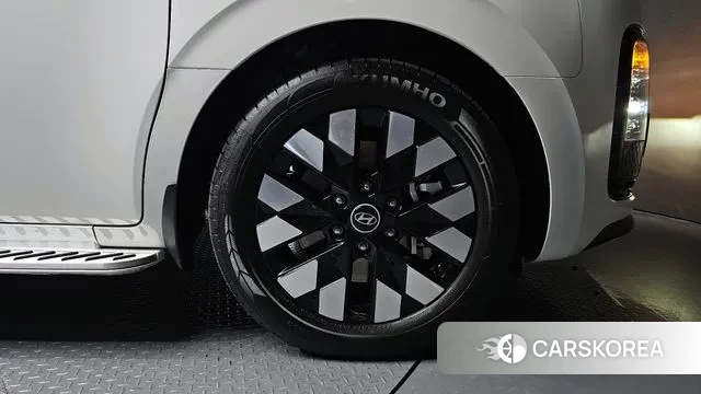 Hyundai Staria id 3353332 из Кореи 15