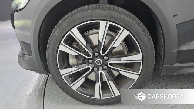 Volvo V60 Cross-Country 2nd Generation id 4603894 из Кореи 27
