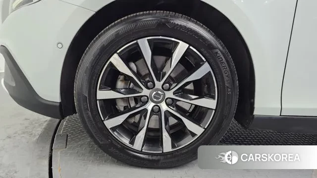 Volvo V40 Cross-Country id 3568439 из Кореи 15