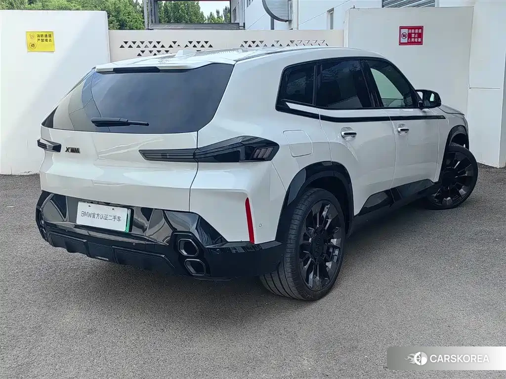 BMW XM id 4644670 из Китая 13