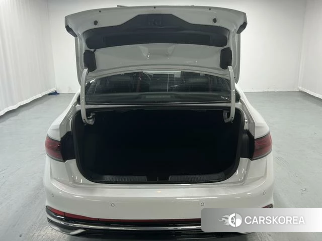 Volkswagen Sagitar id 4240716 из Китая 15