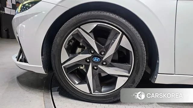 Hyundai Avante (CN7) id 3760472 из Кореи 15