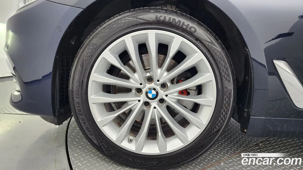 BMW 5 Series (G30) id 2009450 из Кореи 15