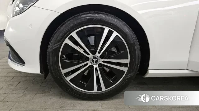 Mercedes-Benz E-Class W213 id 3606773 из Кореи 15