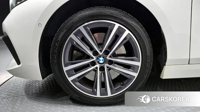 BMW 1 Series (F40) id 3606873 из Кореи 15