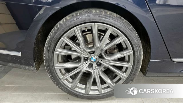 BMW 7 Series (G11) id 3916014 из Кореи 15