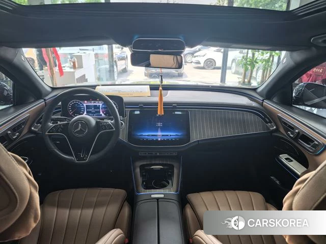 Mercedes-Benz E-class 2024 Черный из Китая, фото 6