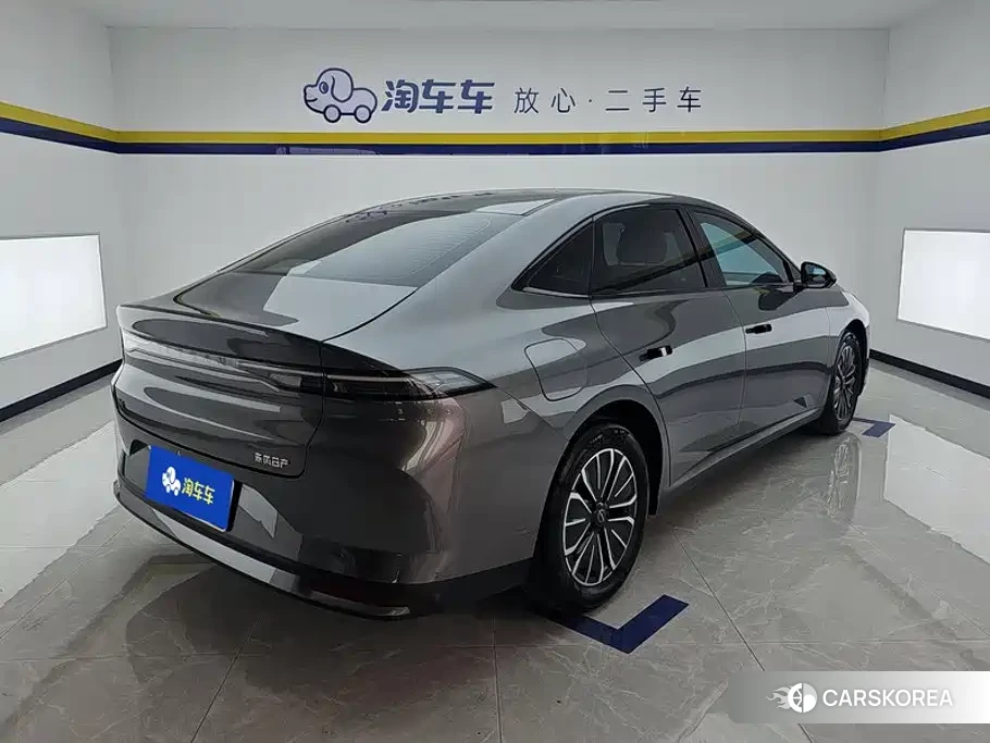 Nissan N6 id 4685996 из Китая 11
