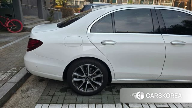 Mercedes-Benz E-Class W213 id 3824935 из Кореи 15