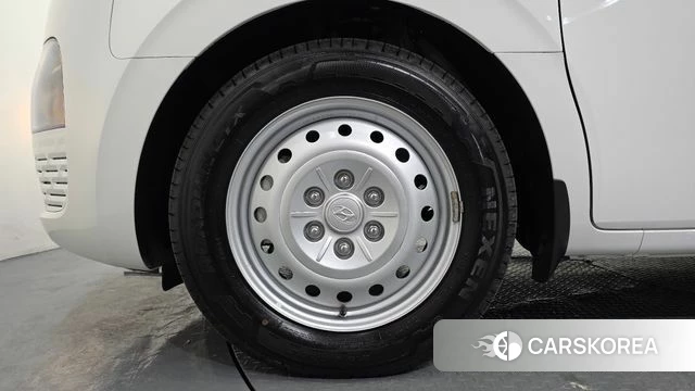 Hyundai Staria id 3952982 из Кореи 15