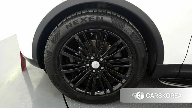 Land Rover Discovery 5 id 4188554 из Кореи 34