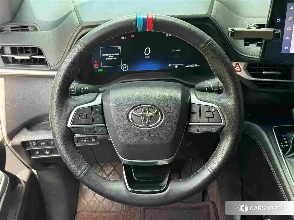 Toyota Sienna 2023 Черный из Китая, фото 5