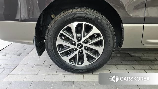Hyundai The New Grand Starex id 4568198 из Кореи 26