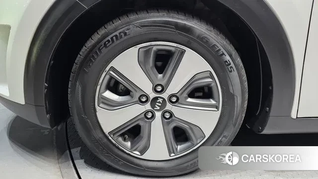 Kia Niro id 3386305 из Кореи 15