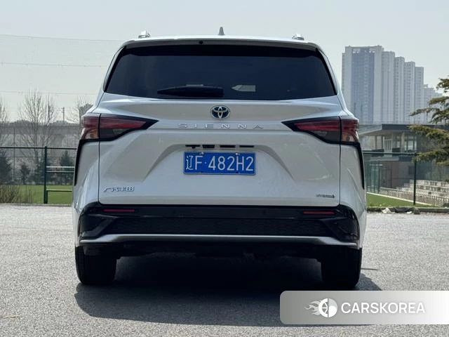 Toyota Saina id 4273634 из Китая 15