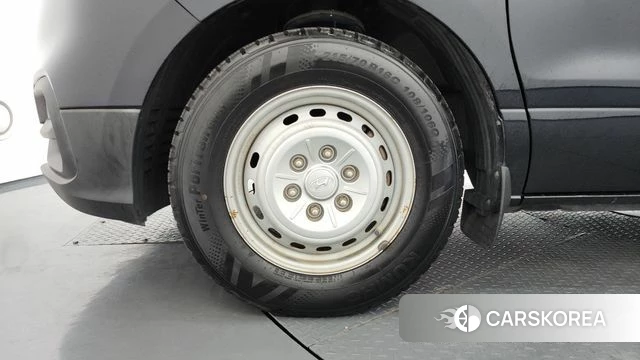 Hyundai The New Grand Starex id 4727225 из Кореи 25