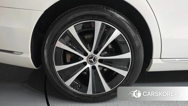 Mercedes-Benz E-Class W213 id 4294590 из Кореи 25