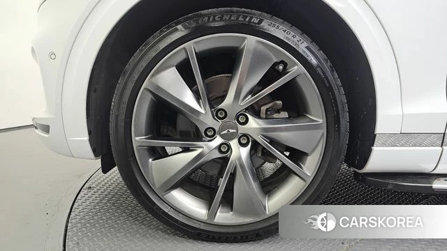 Genesis GV70 id 4692756 из Кореи 25