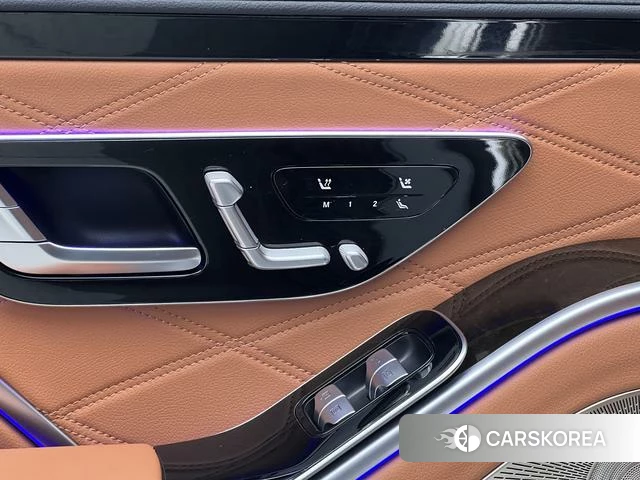Mercedes-Benz Maybach S-class id 4207831 из Китая 29