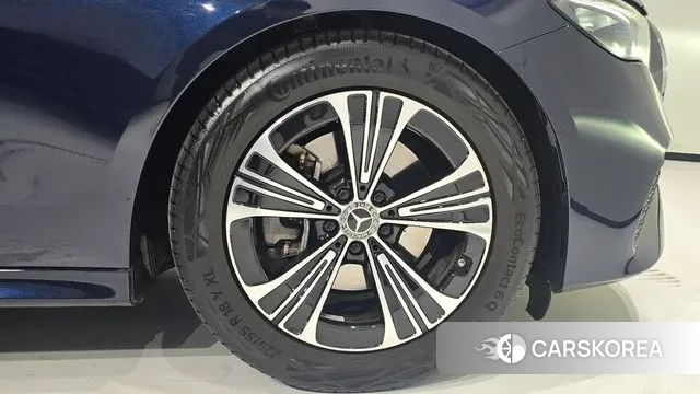 Mercedes-Benz E-Class W214 id 3696150 из Кореи 15