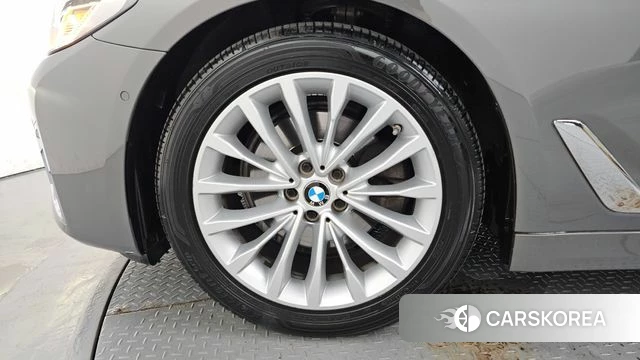 BMW 5 Series (G30) id 4721148 из Кореи 28