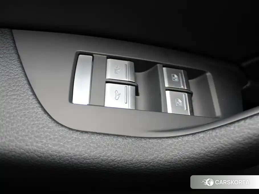 Audi A6L id 4546112 из Китая 13