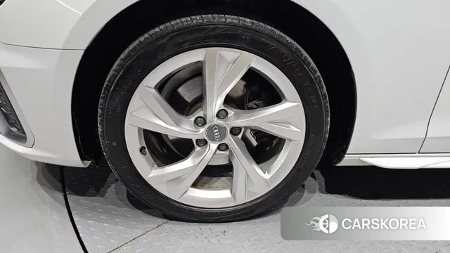 Audi A4 (B9) id 3449069 из Кореи 15