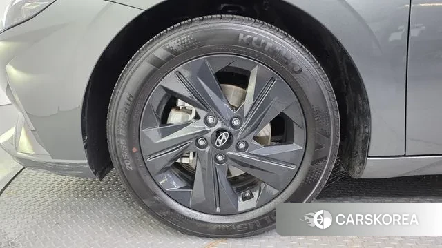 Hyundai Avante (CN7) id 3770744 из Кореи 15