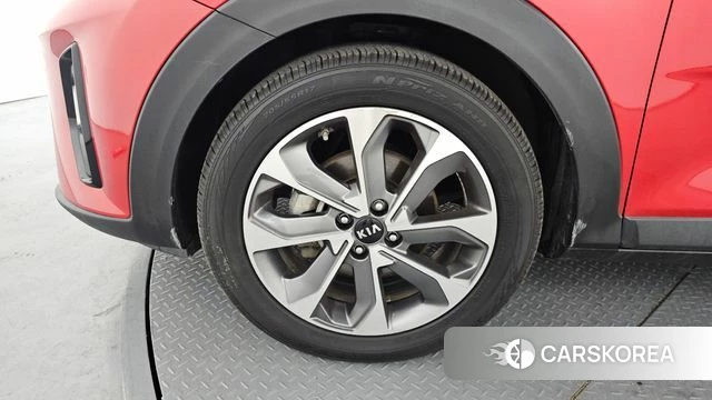 Kia Stonic id 3873498 из Кореи 15