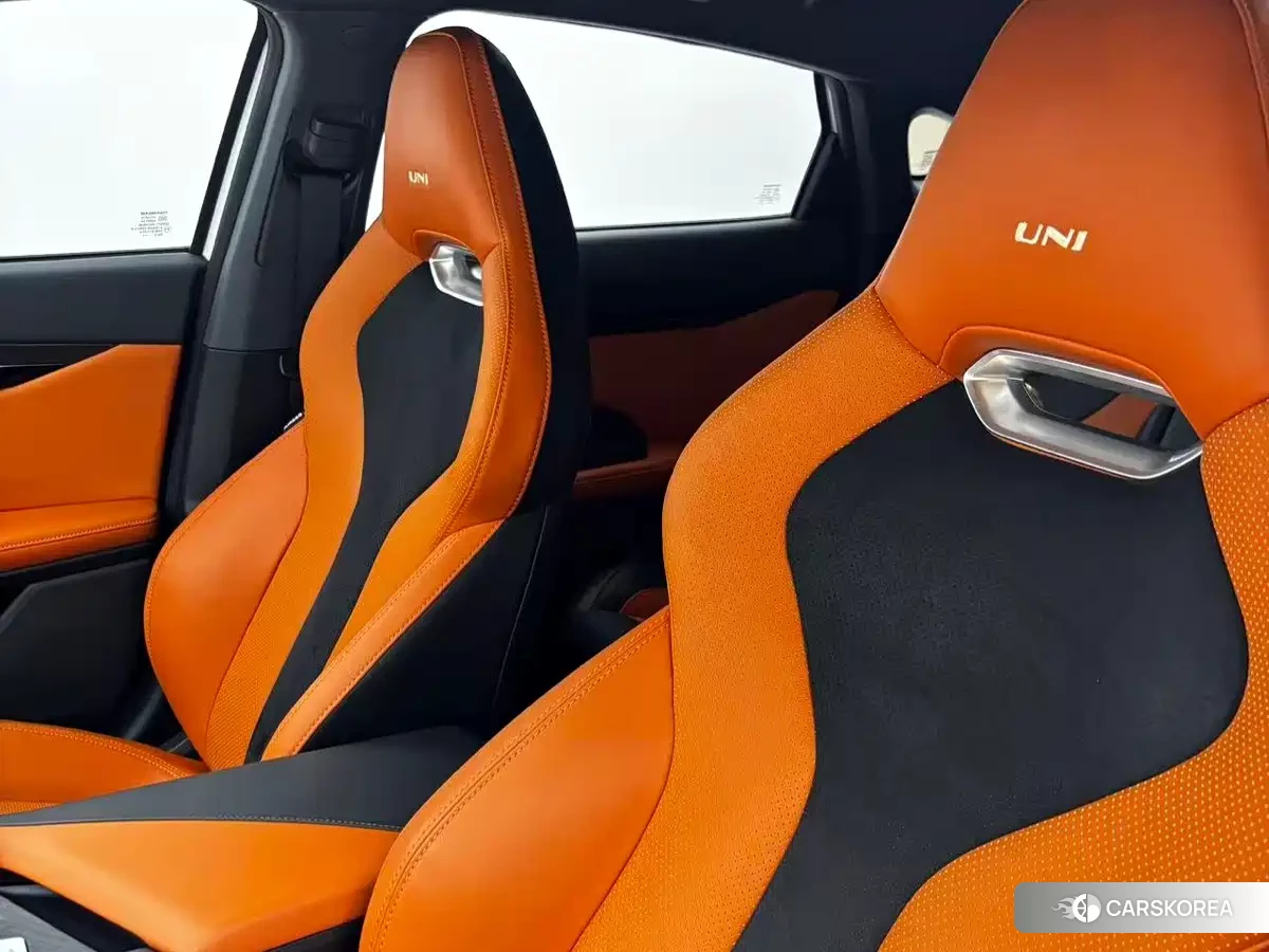Chang'an Changan UNI-V id 4570435 из Китая 14