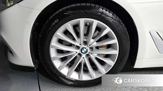 BMW 5 Series (G30) id 4551327 из Кореи 15