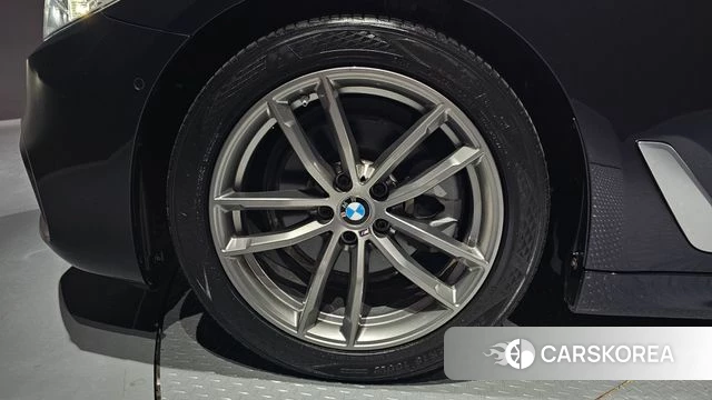 BMW 5 Series (G30) id 4424894 из Кореи 15