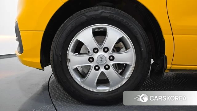 Hyundai The New Grand Starex id 4895603 из Кореи 25