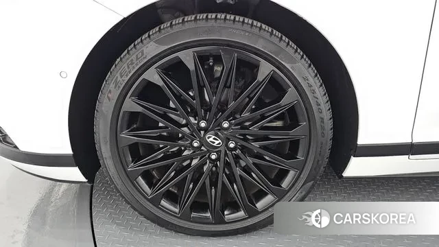 Hyundai Grandeur Hybrid (GN7) id 3347697 из Кореи 15