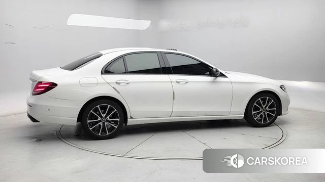 Mercedes-Benz E-Class W213 id 4203254 из Кореи 15