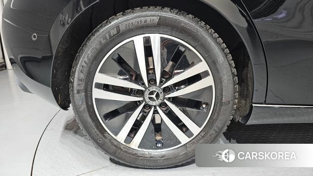 Mercedes-Benz A-Class W177 id 4445953 из Кореи 25