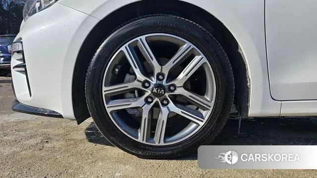 Kia Come New K3 id 3577788 из Кореи 15