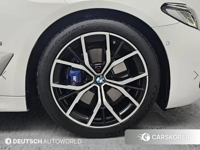 BMW 5 Series (G30) id 3745972 из Кореи 15