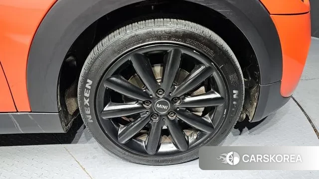 Mini Cooper S id 3479946 из Кореи 15