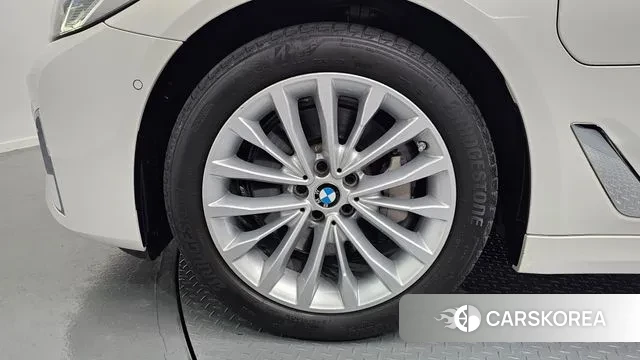 BMW 5 Series (G30) id 2960307 из Кореи 15