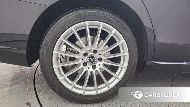 Mercedes-Benz E-Class W213 id 3717302 из Кореи 15