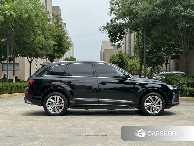 Audi Q7 id 4336279 из Китая 14