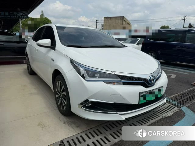Toyota Corolla dual engine E+ 2022 Белый из Китая, фото 5