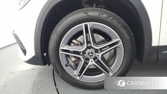 Mercedes-Benz GLA - Class H247 id 4400998 из Кореи 26