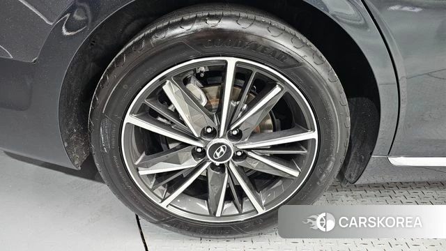 Hyundai The New Grandeur IG id 4490149 из Кореи 15