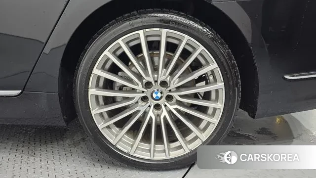 BMW 7 Series (G11) id 3417813 из Кореи 15